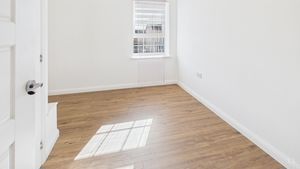 Photo 16- click for photo gallery